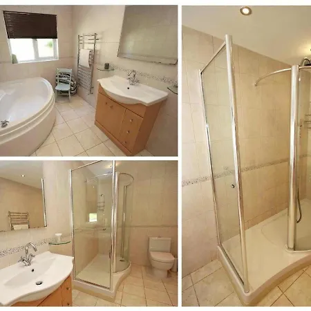 Windrush * New Quay